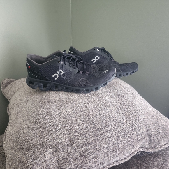 Worn one time! On Cloud shoes - Picture 3 of 6